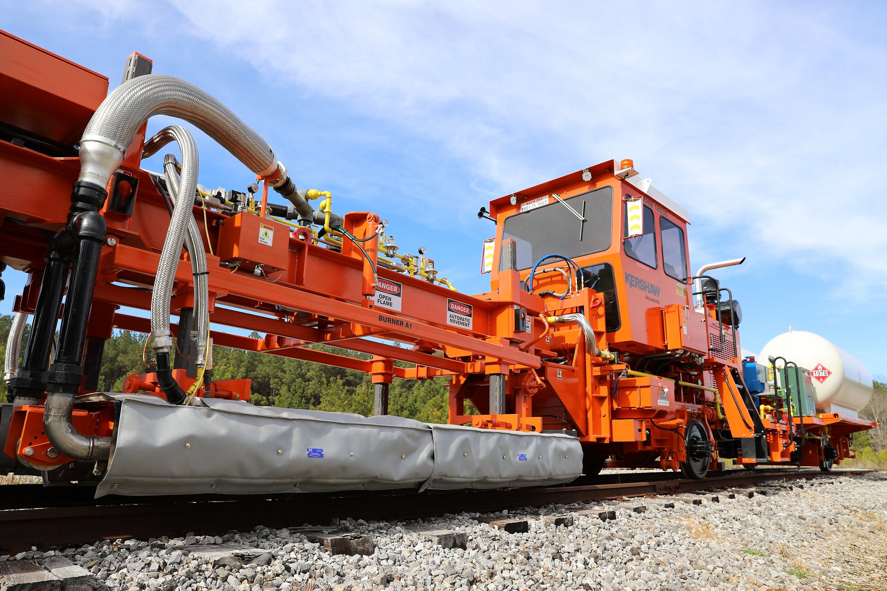 RH446 Rail Heater
